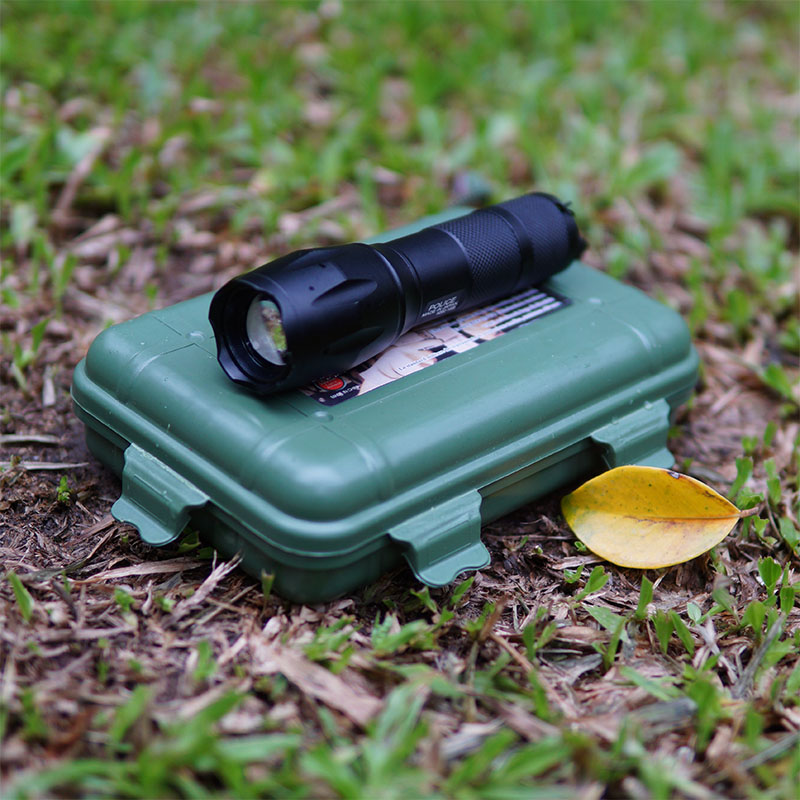 Đèn pin siêu sáng chuyên nghiệp Police X2000 - Thiết kế nhỏ gọn