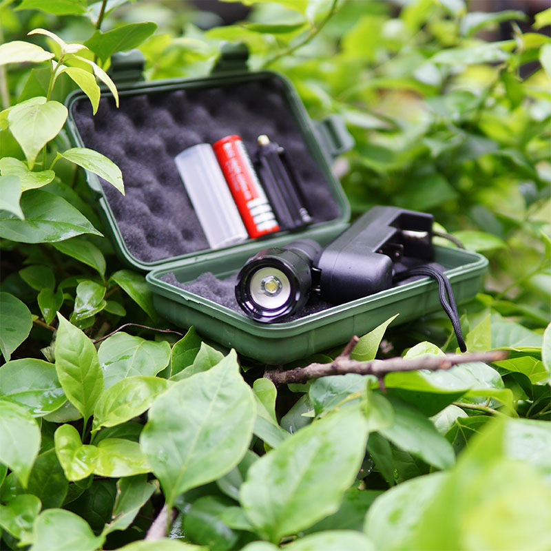 Đèn pin siêu sáng chuyên nghiệp Police X2000 - Thiết kế nhỏ gọn