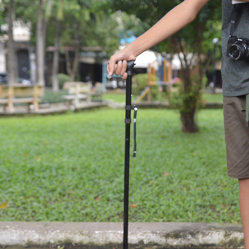 Gậy Gấp Gọn Trusty Cane Chống Trượt Có Đèn Pin