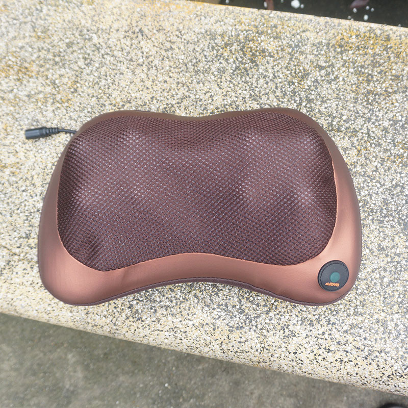 Gối massage hồng ngoại hồng ngoại 8 bi 2 chiều - công nghệ Nhật Bản