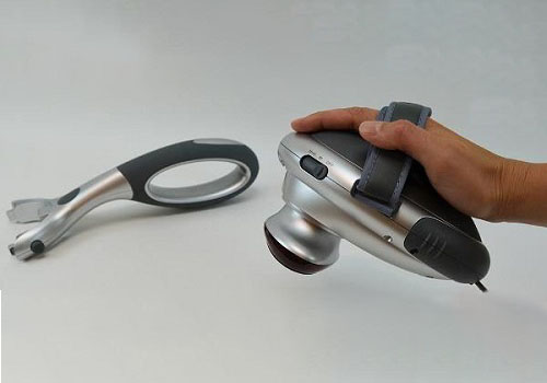 Máy massage cầm tay có đèn hồng ngoại Beurer MG70