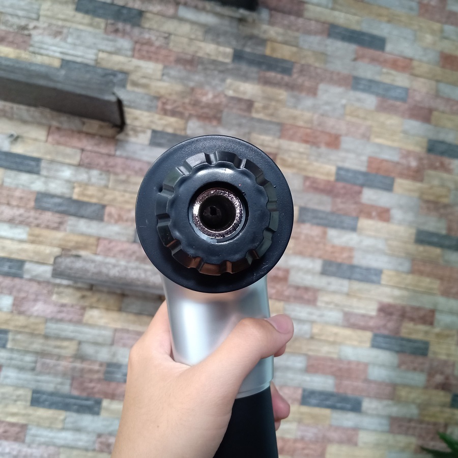 máy massage cầm tay mini giãn cơ bắp fascial gun công nghệ Nhật Bản