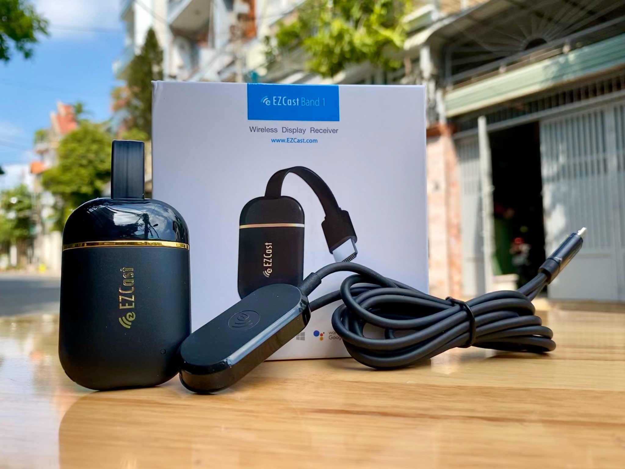 Thiết bị HDMI không dây Ezcast 5G băng tầng kép (hỗ trợ giọng nói)