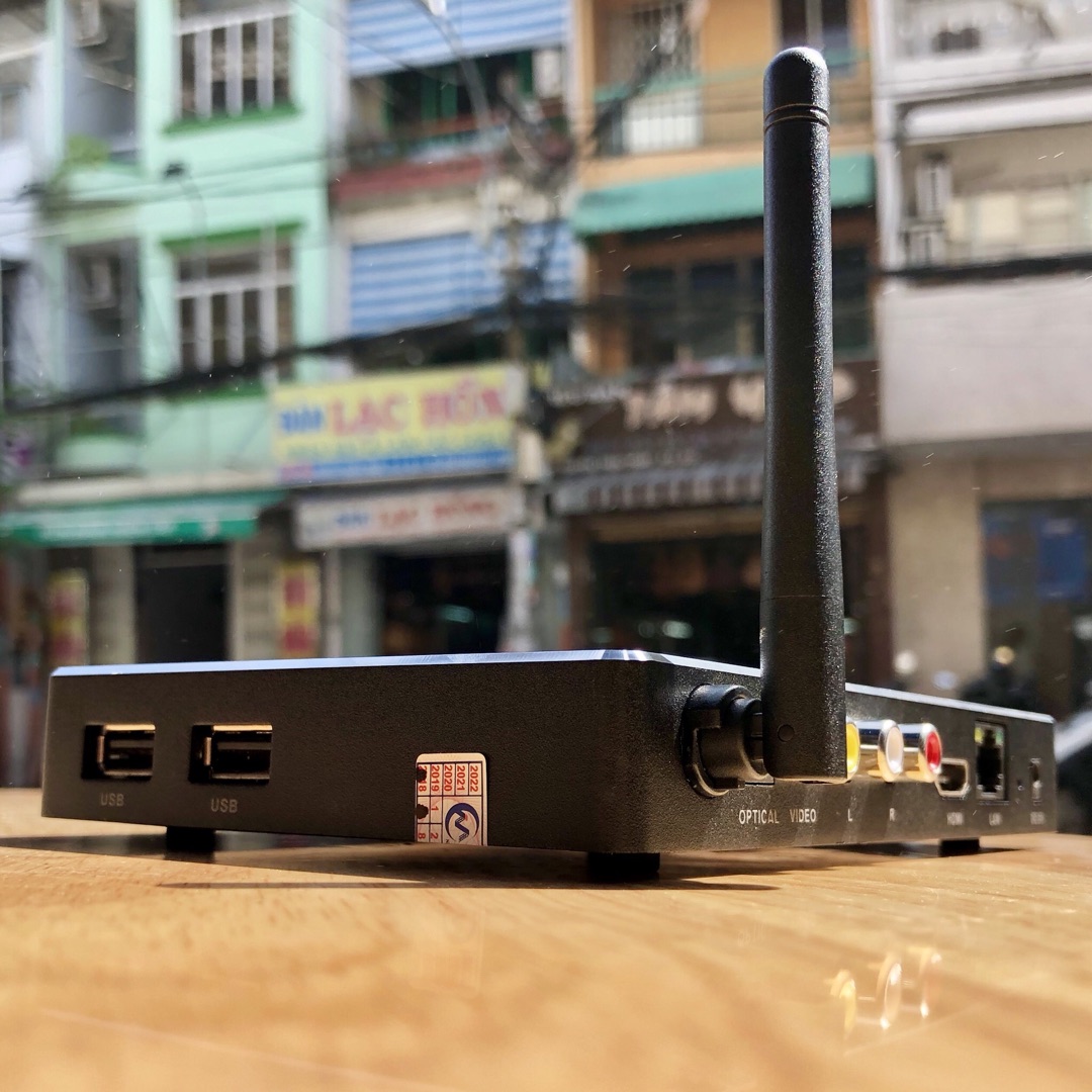 Android TV Box Himedia A5 - 2GB Ram - Chip lõi tám S912