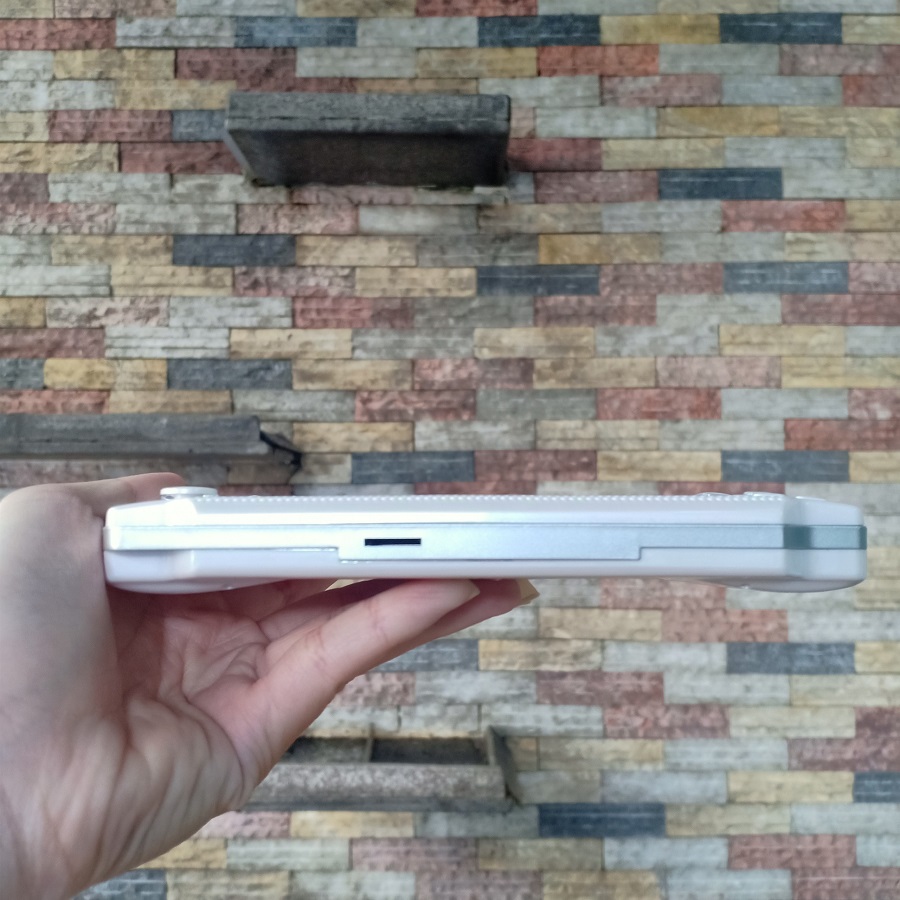 Máy chơi game cầm tay 4 nút P3000 phiên bản mới 2021 có 10000 trò