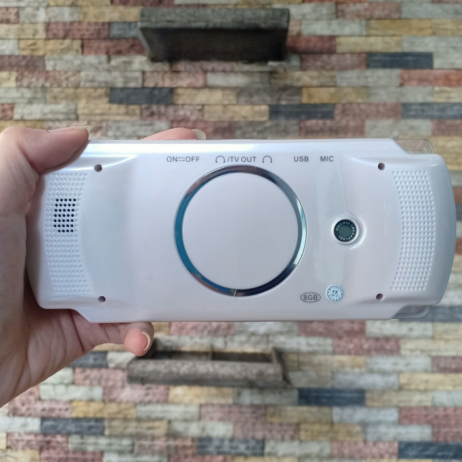 Máy chơi game cầm tay 4 nút P3000 phiên bản mới 2021 có 10000 trò