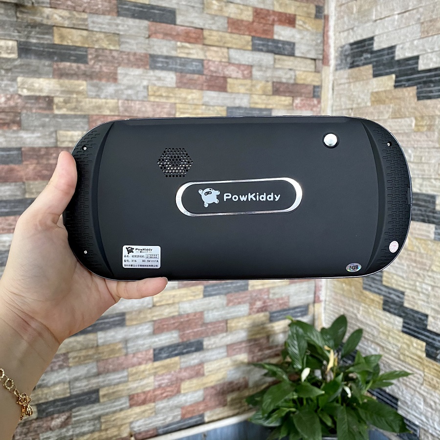 Máy chơi game cầm tay 4 nút PXP X16 màn hình 7 inch mới 99%