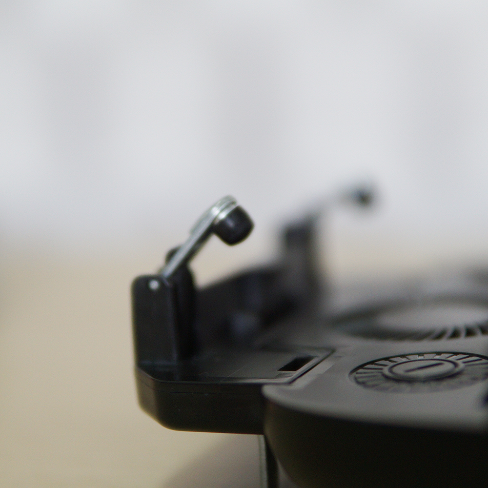 Tay kẹp nút bắn có quạt tản nhiệt SR3 - Pin 2000Mah PUBG ROS FF  Call of Duty