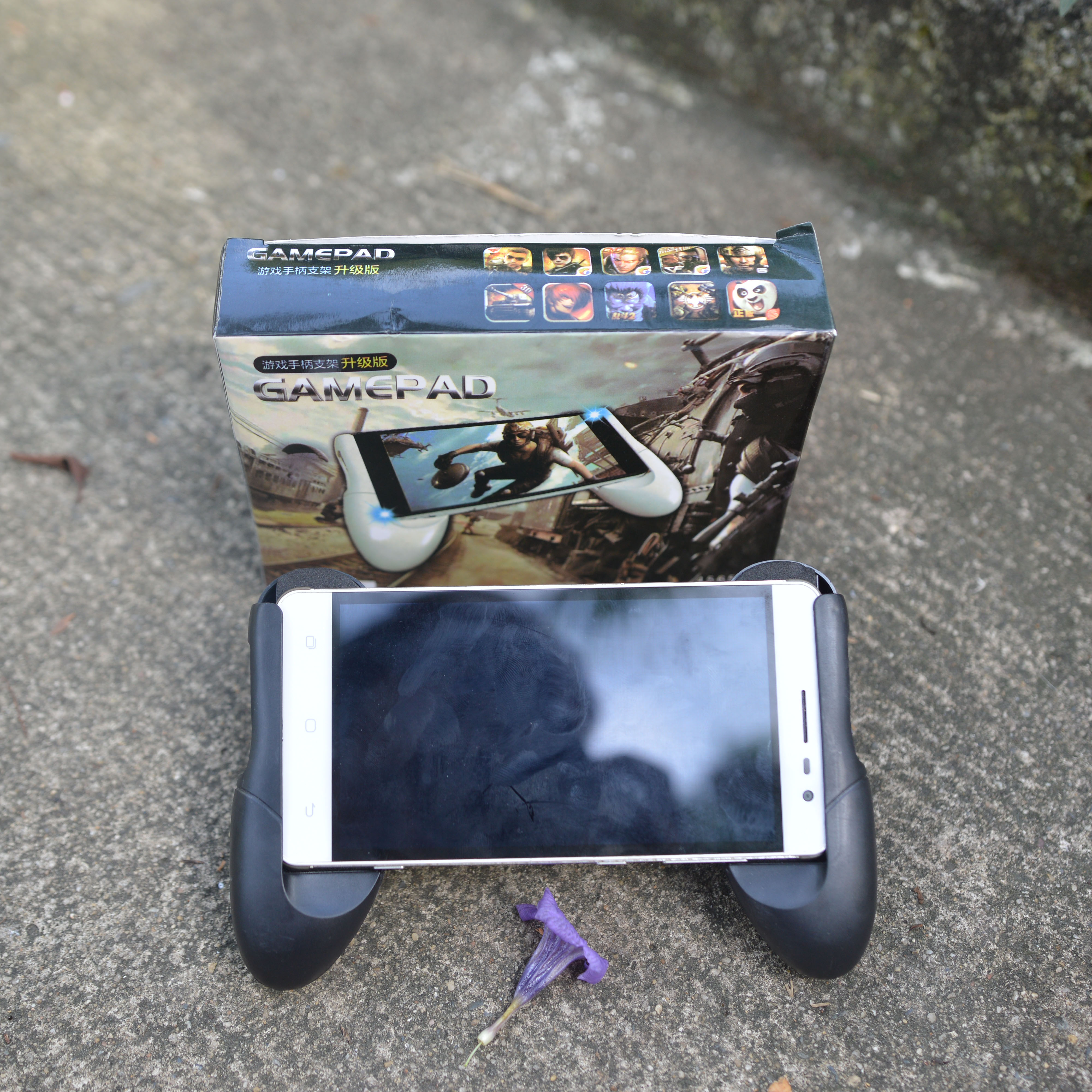 Gamepad tay cầm kẹp cho mọi điện thoại chơi game GP120
