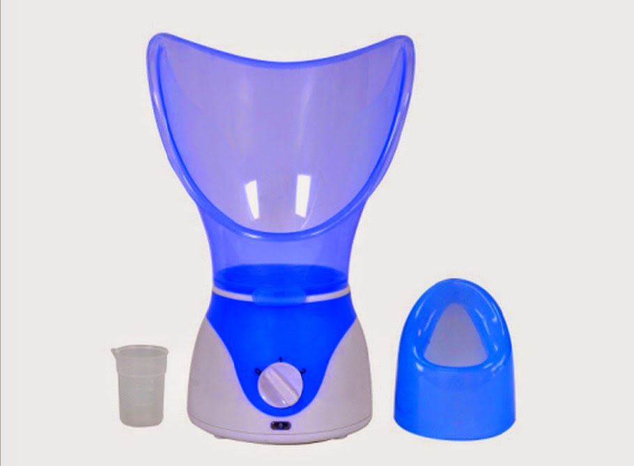 Máy xông hơi mặt mini – một sản phẩm không thể thiếu của chị em
