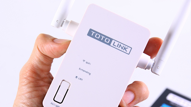 Review đánh giá nhanh bộ kích sóng wifi TOTOLINK EX300, hỗ trợ 10 thiết bị bằng tần 2.4