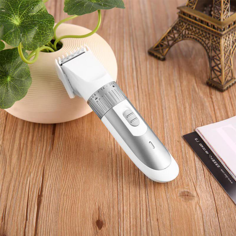 Nên sử dụng loại tông đơ nào cho thú cưng hiện nay